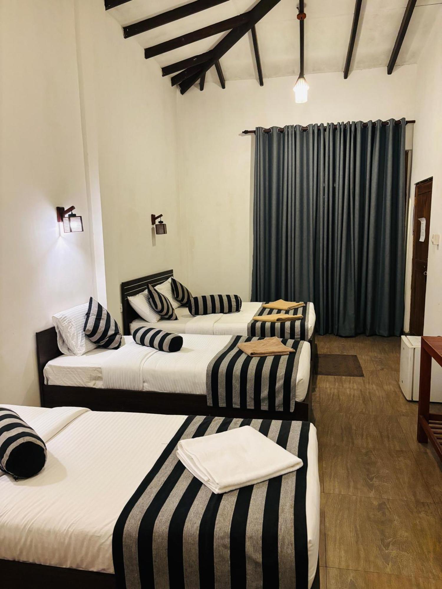 Shadow Inn エッラ 部屋 写真